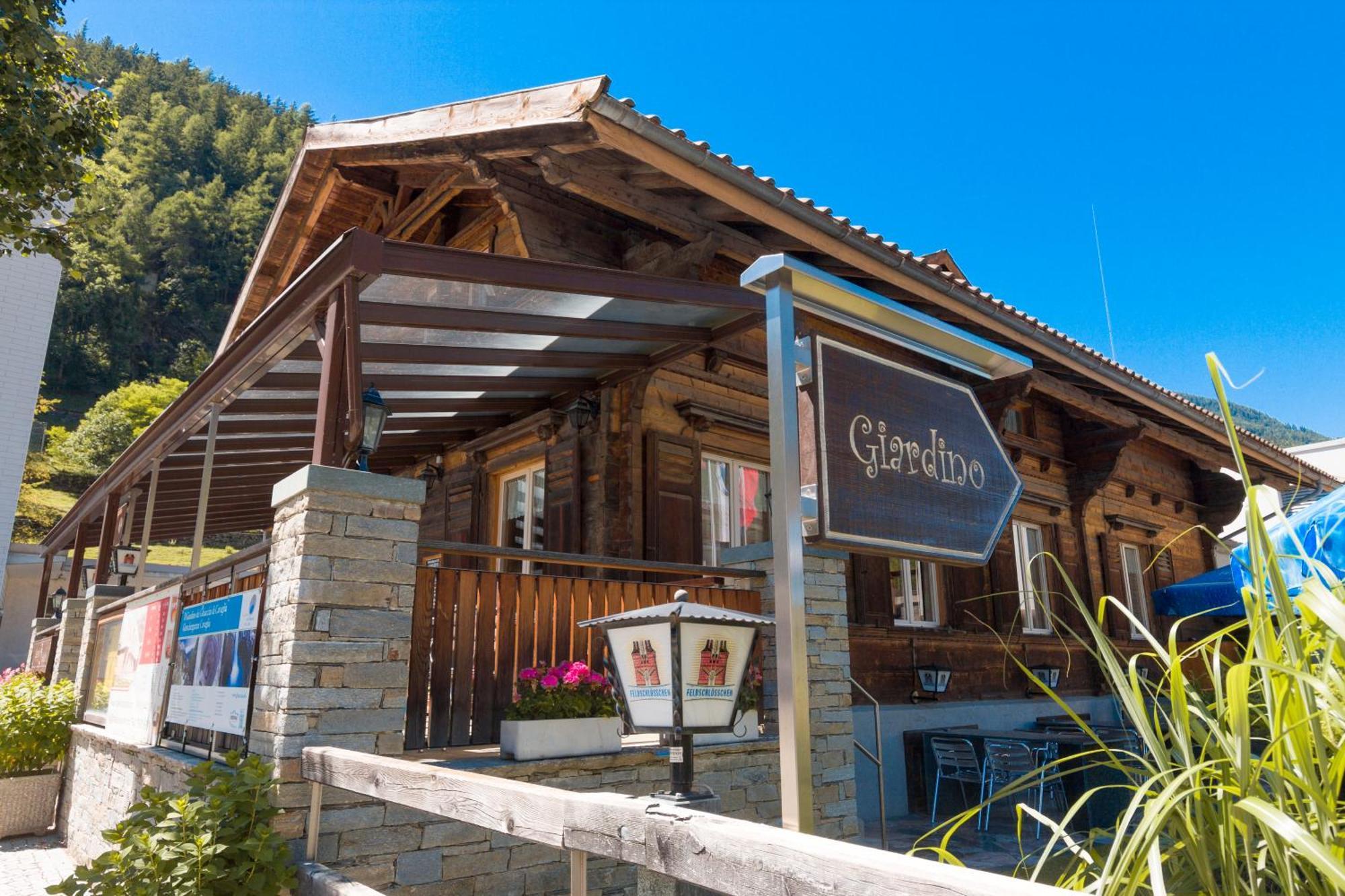 Ristorante Pensione Chalet Stazione Poschiavo Luaran gambar