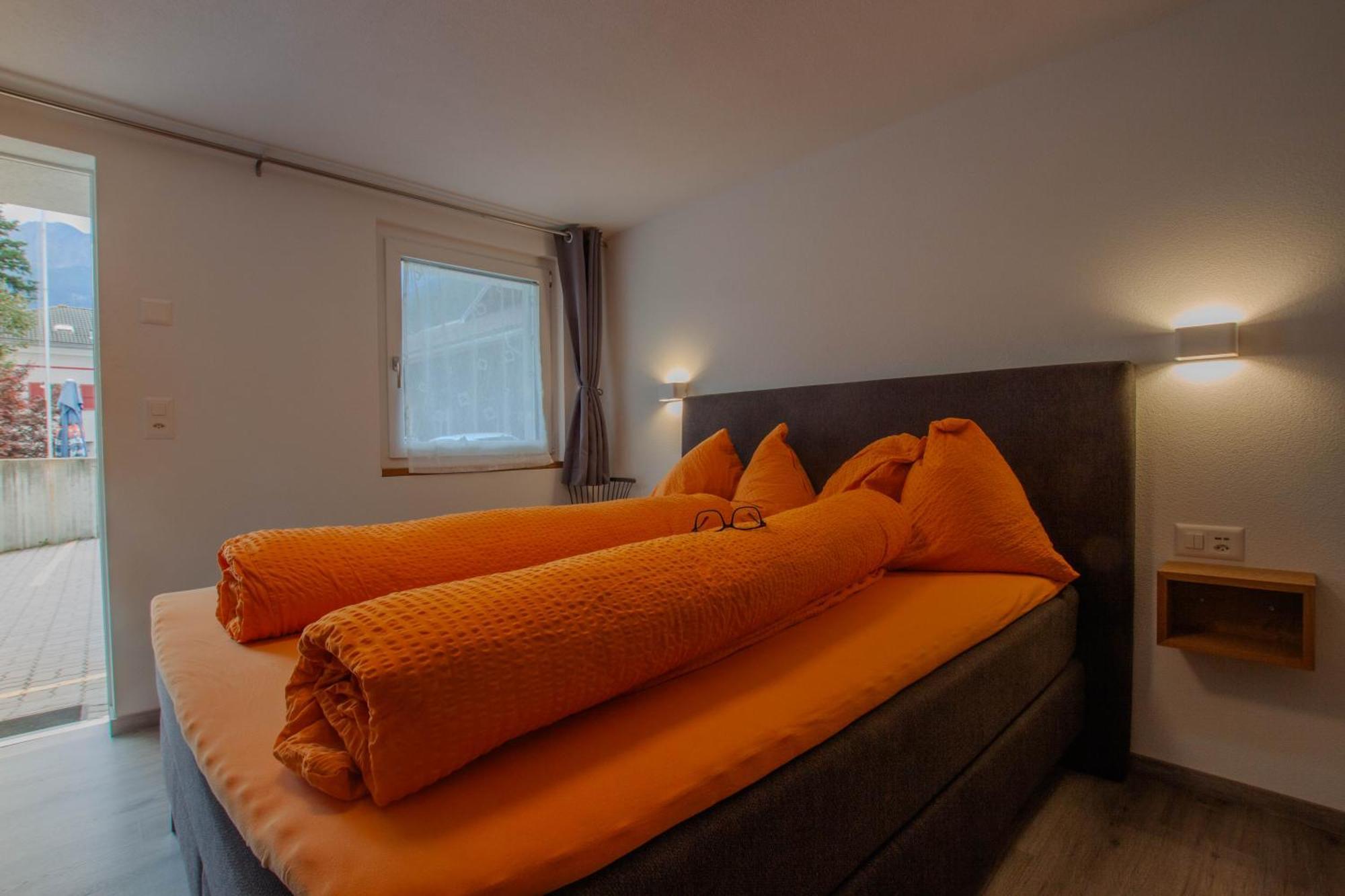Ristorante Pensione Chalet Stazione Poschiavo Luaran gambar