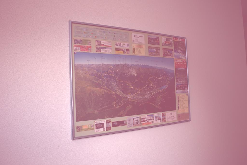 Ristorante Pensione Chalet Stazione Poschiavo Luaran gambar